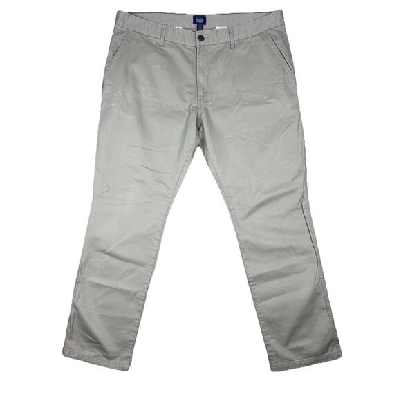 Gap Khakis Mens Chino Pants Size 40x32 Beige Tapered Khaki Cut in a Worn Style - Picture 1 of 13
